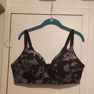 🔥Torrid Black and Gray Dream Wire Free Push Up Graveyard Patterned Bra